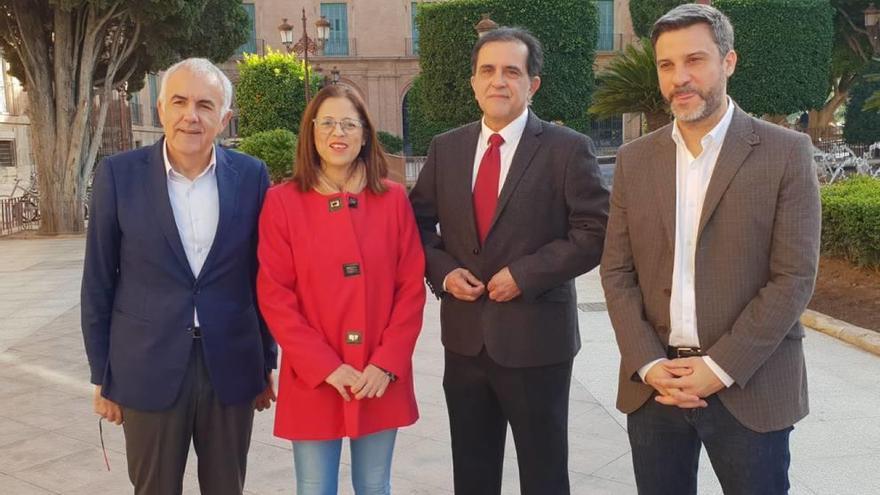 Martínez Baños, Hernández, Serrano y López durante su presentación en la Glorieta.