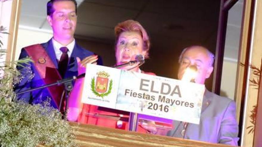 Elisa Beltrán abre la fiesta exaltando la «amistad» de los Santos Patronos