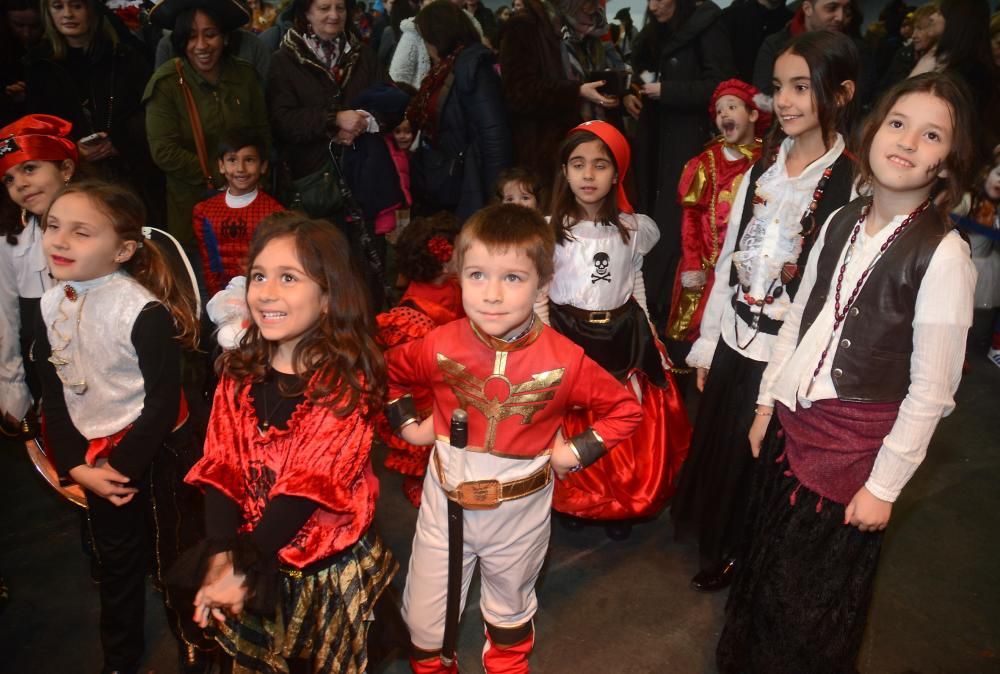 Entroido en Pontevedra 2016 | El Entroido infantil cita a los pequeños corsarios