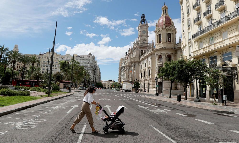 Primer fin de semana desde la peatonalización completa de la Plaza del Ayuntamiento.