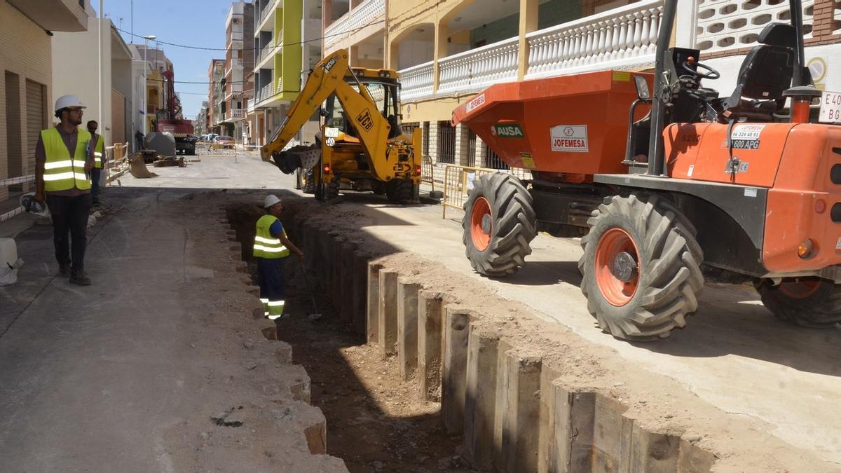 Dar continuidad a las obras de mejora del alcantarillado de Moncofa es una d las prioridades de la distribución de los remanentes.