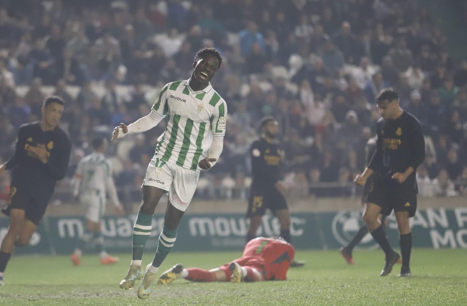 Córdoba CF-Real Madrid Castilla: las imágenes del partido en El Arcángel