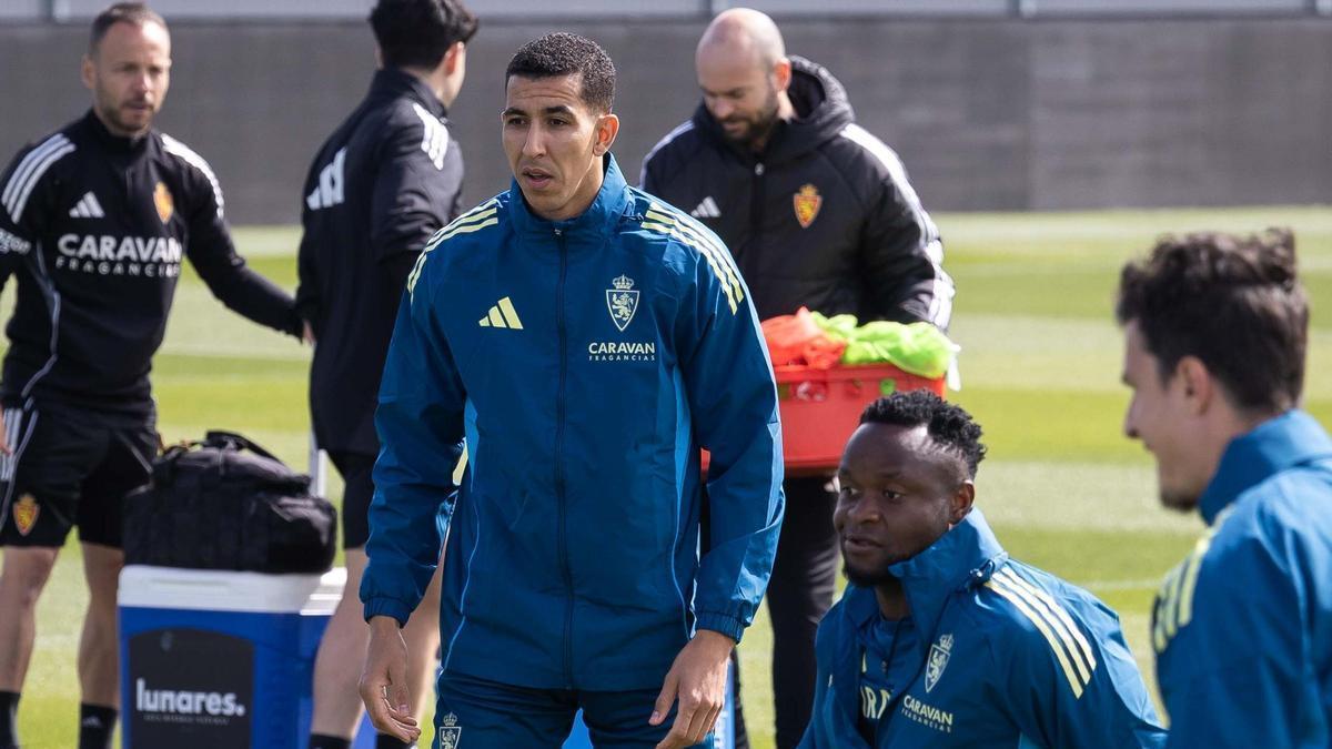 El Yamiq, en un entrenamiento del Real Zaragoza.