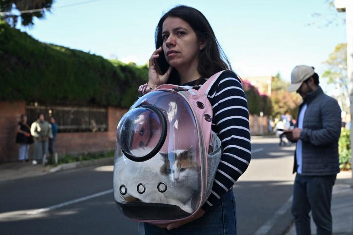 Imágenes del terremoto de magnitud 7,4 que ha sacudido a la mayor parte de Colombia Imágenes del terremoto de magnitud 7,4 que ha sacudido a la mayor parte de Colombia