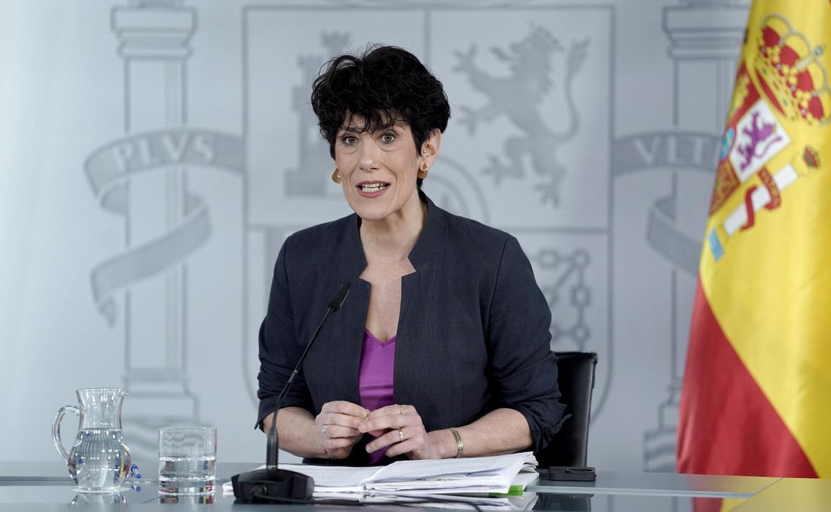 La ministra ministra de Inclusión, Seguridad Social y Migraciones, Elma Saiz, quien es la principal encargada del organismo que efectuará la devolución de dinero a varios jubilados tras detectar un error en su pensión