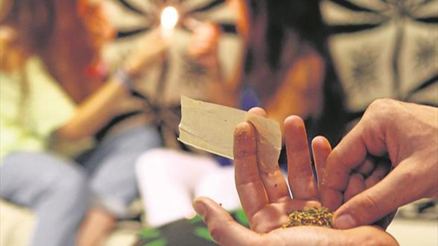 Arranca un plan para desenganchar a jóvenes del consumo de cannabis