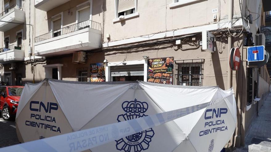 Detenido el dueño de un bar por matar a un cliente en la calle de los Hierros de València
