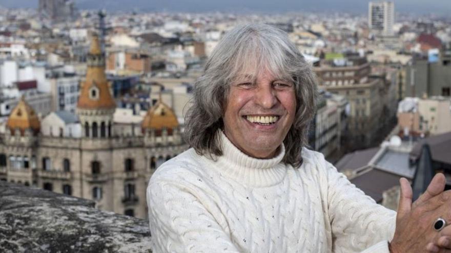 El popular cantaor, en una terraza de Barcelona.