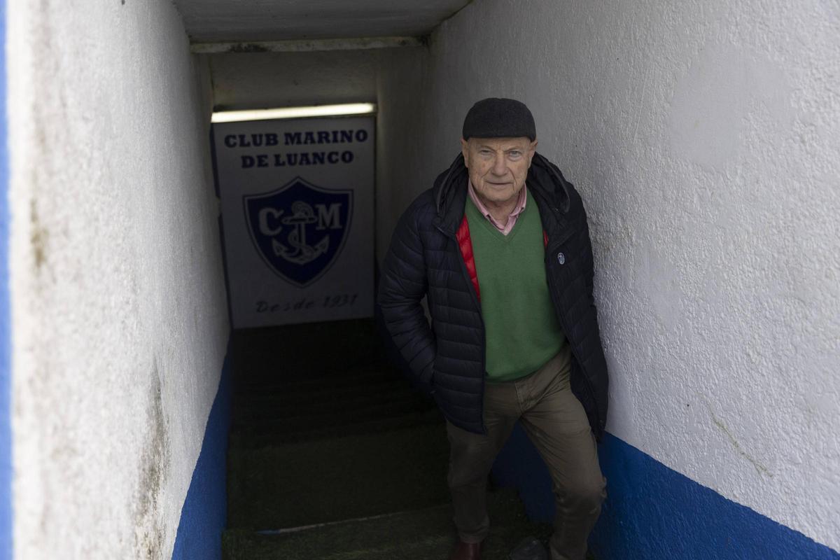LUIS GALLEGO EN EL CAMPO DE MIRAMAR, DONDE JUEGA EL MARINO DE LUANCO.