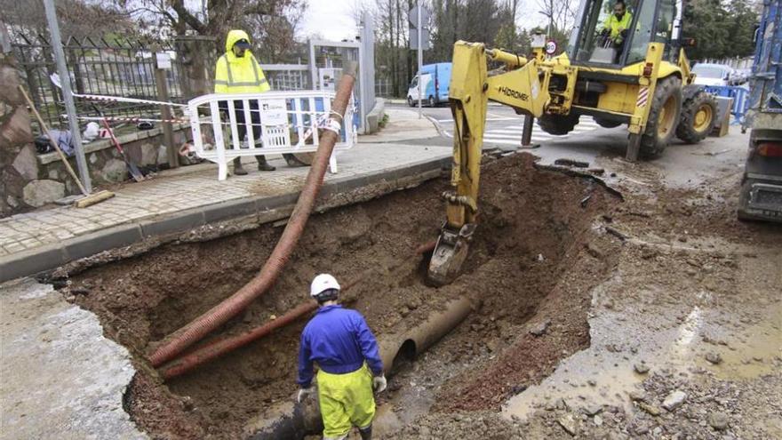 Canal de Isabel II de Cáceres suple no completar la plantilla con subidas salariales