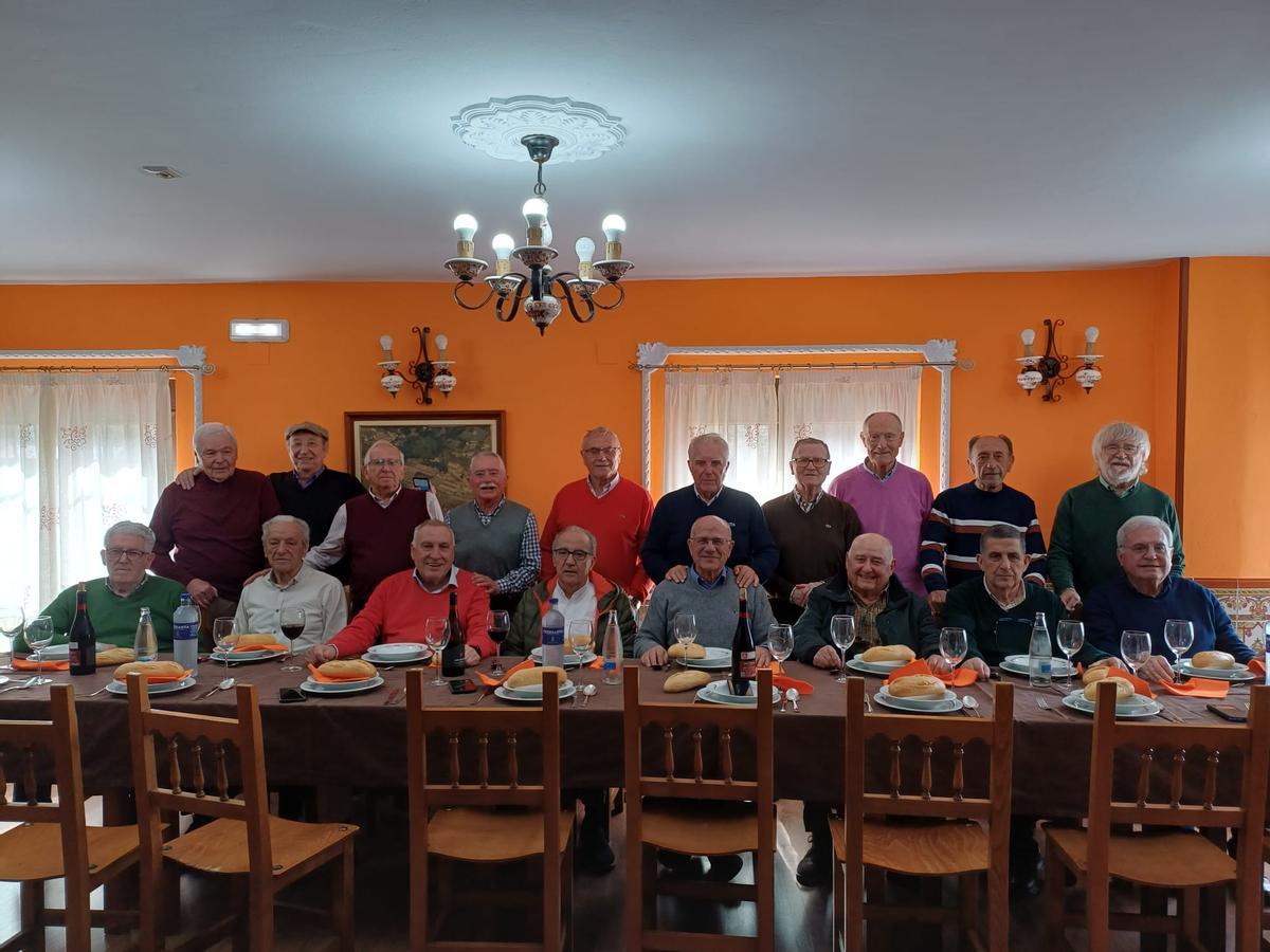 Asistentes a la comida.