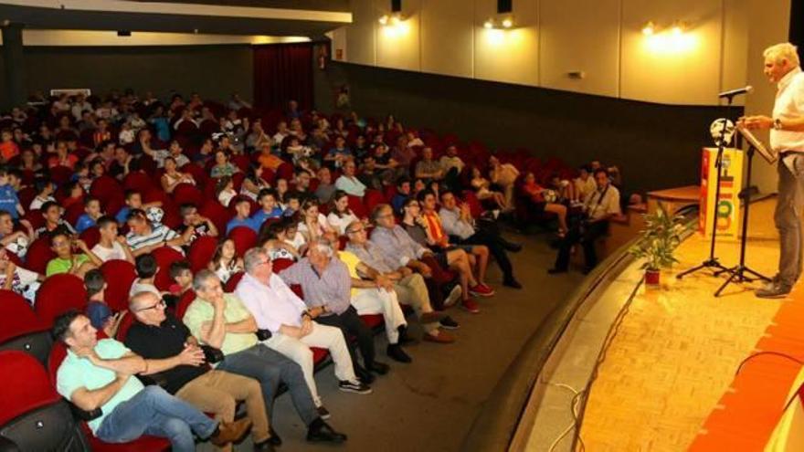 Santi Cañizares reivindica en el Cotif una educación deportiva basada en valores