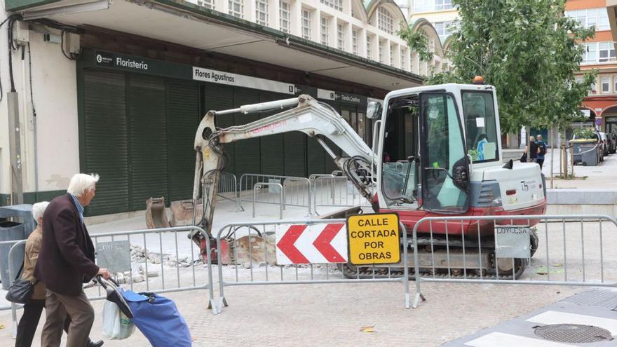 El Concello aplaza la obra en el acceso a San Agustín por las quejas de los placeros al coincidir con San Juan