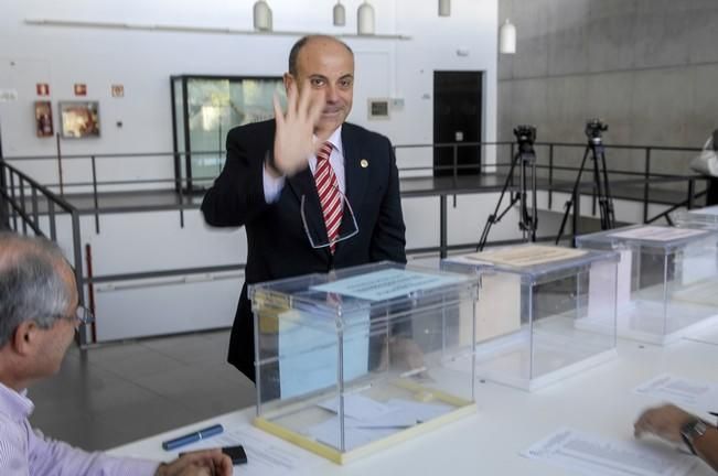 ALBERTO MONTOYA. VOTACIONES A RECTOR DE LA ...