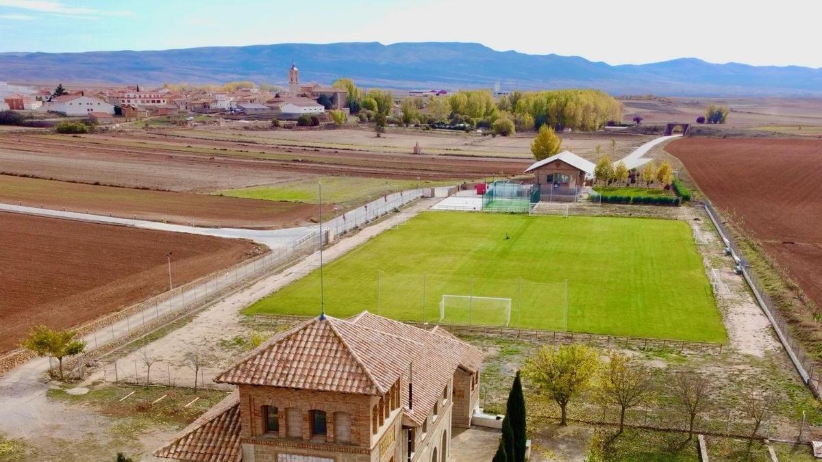 Instalaciones deportivas de Perales de Alfambra donde se desarrollará el campus