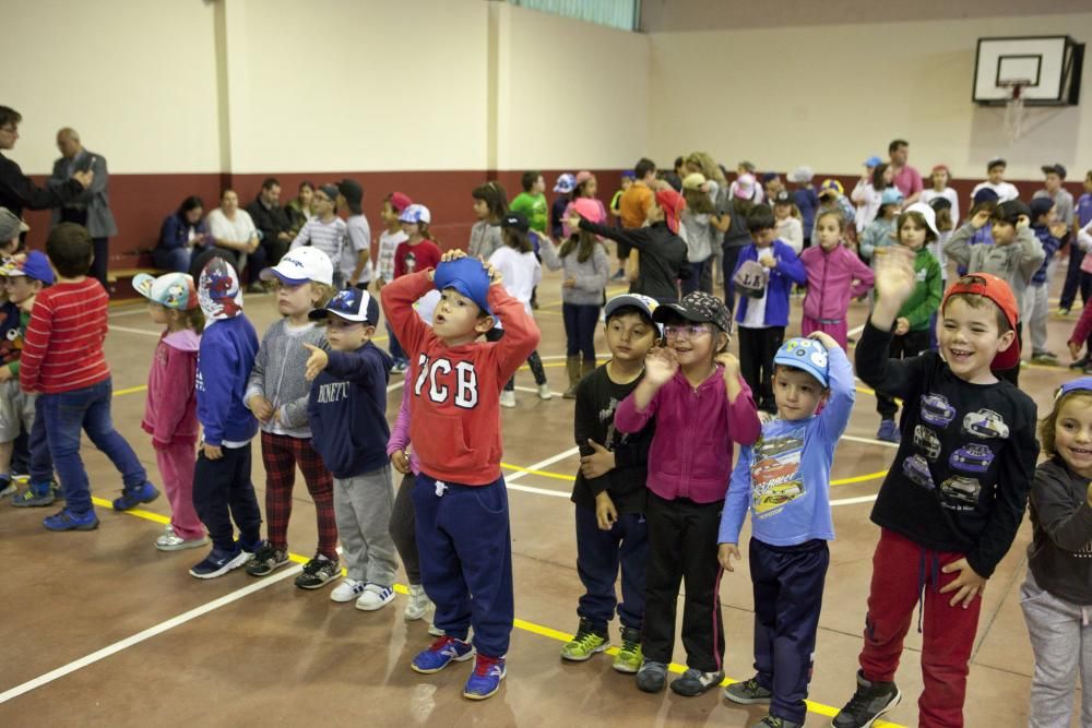 El "flashmob" antitabaco de Ujo