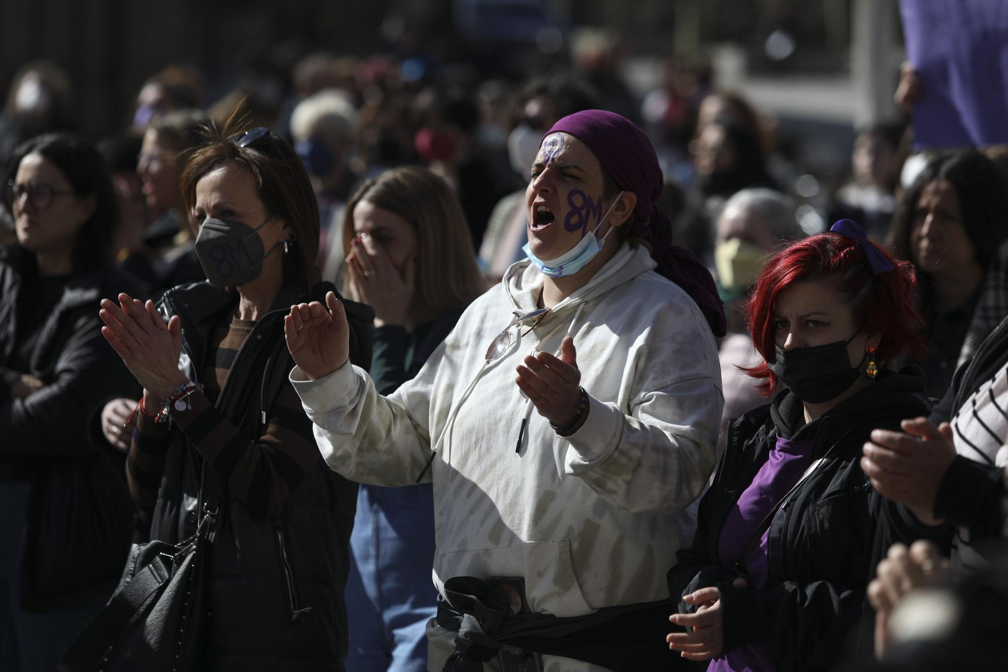 EN IMÁGENES: Así se vivió el Día de la Mujer (8M) en Avilés