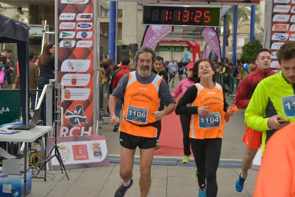 Alcantarilla se lanza a la calle con la Carrera Base Aérea