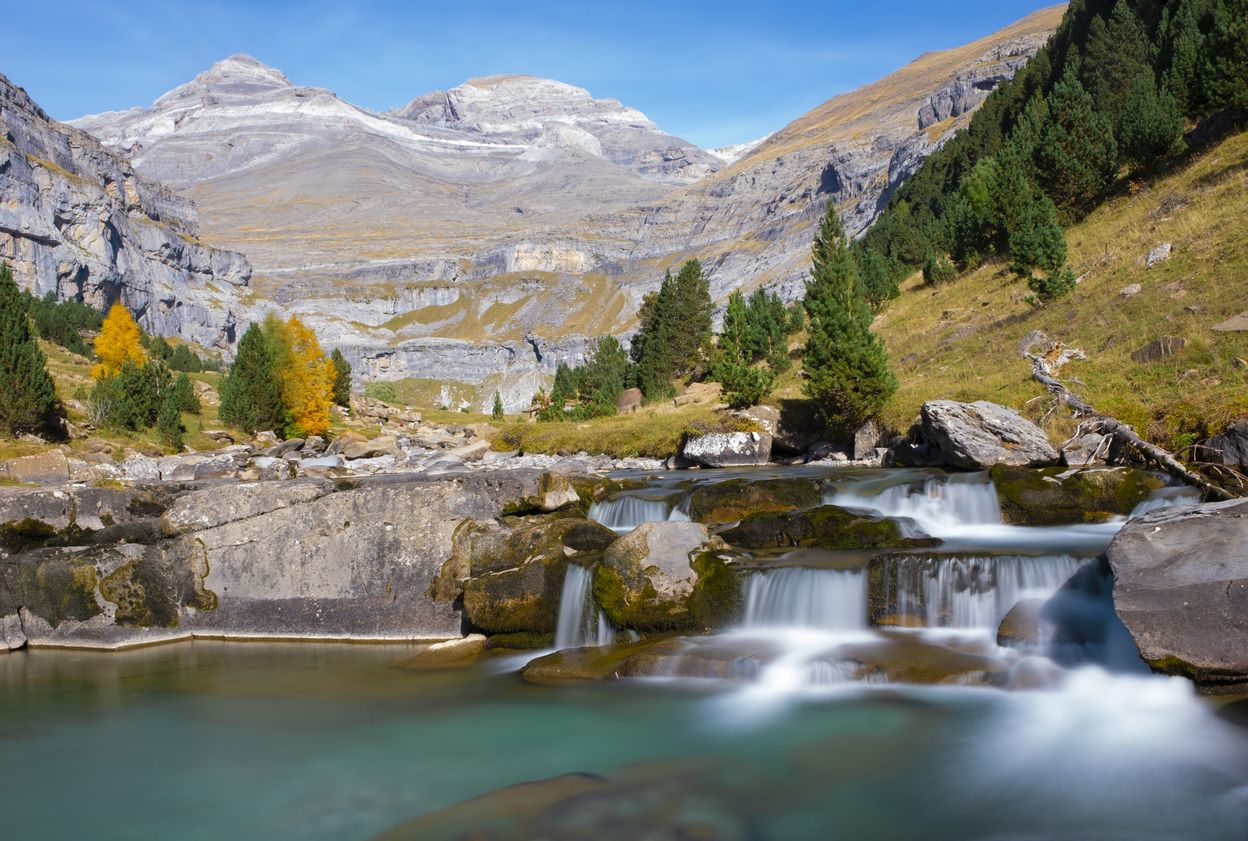 Los saltos de agua acompañan durante todo el recorrido