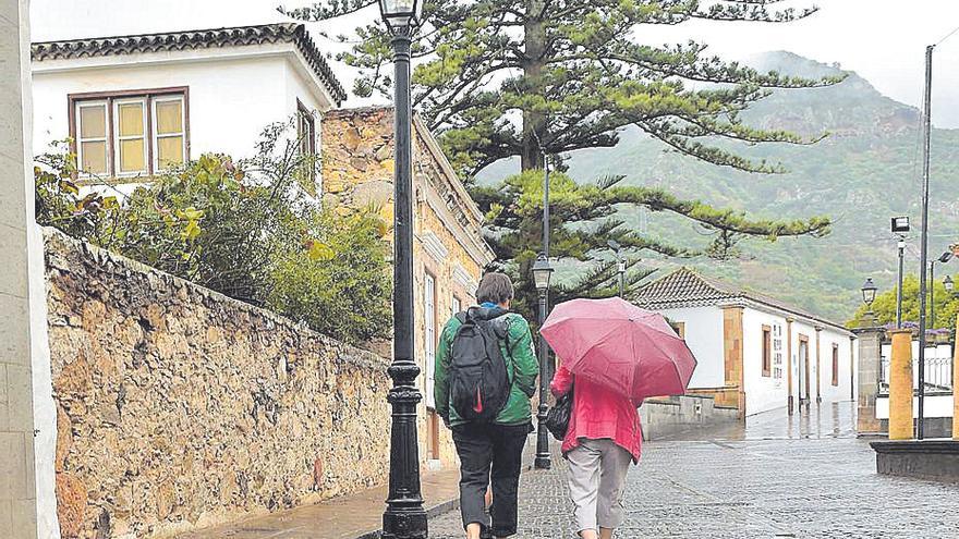 Fuerte lluvia en Santa Lucía de Tirajana