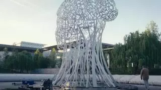 Jaume Plensa expone una nueva escultura en el Distrito Telefónica de Madrid