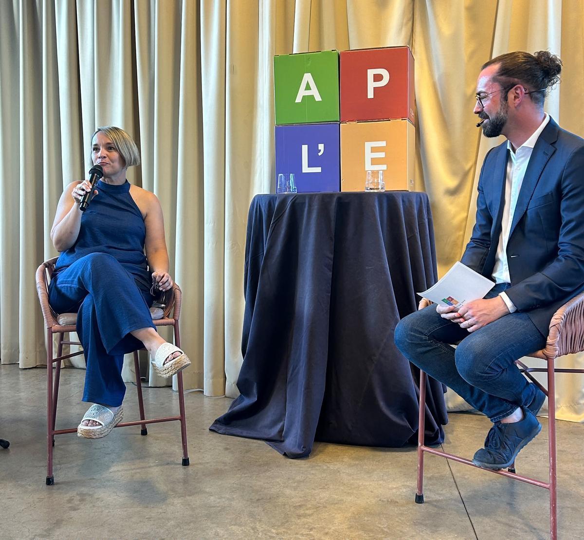 L’acte, en format entrevista, va ser conduït per Jofre Serret, primer tinent d’alcalde de Malgrat