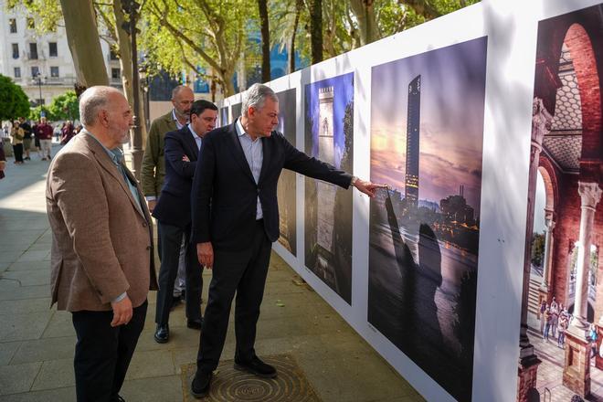 Las imágenes de 'Sevilla, ciudad abierta' en la Plaza Nueva