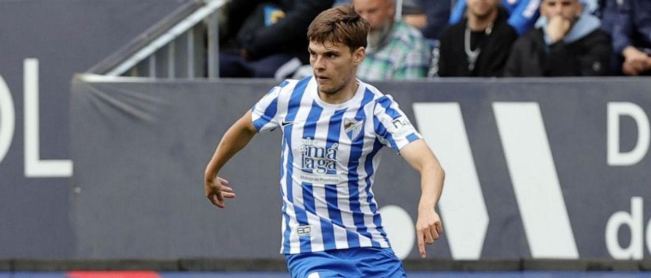 Aleix Febas regresa al Málaga CF -ya en propiedad- con un contrato de tres temporadas. | MÁLAGA CF