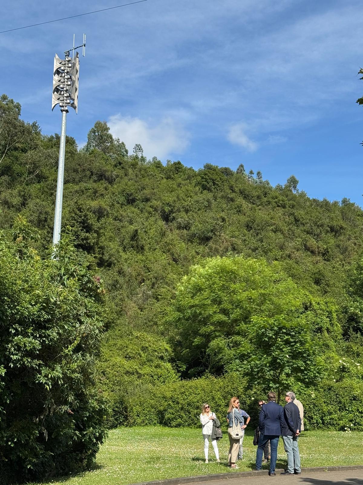 Visita a las alertas acústicas instaladas en Asturias que quiere implementar Paterna