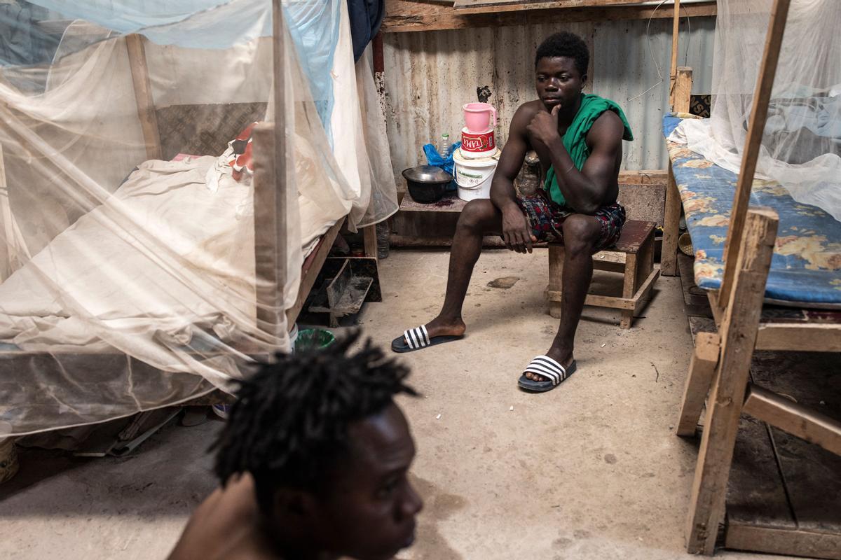 Estos son los trabajadores que construyen la nueva ciudad de Diamniadio (Senegal)