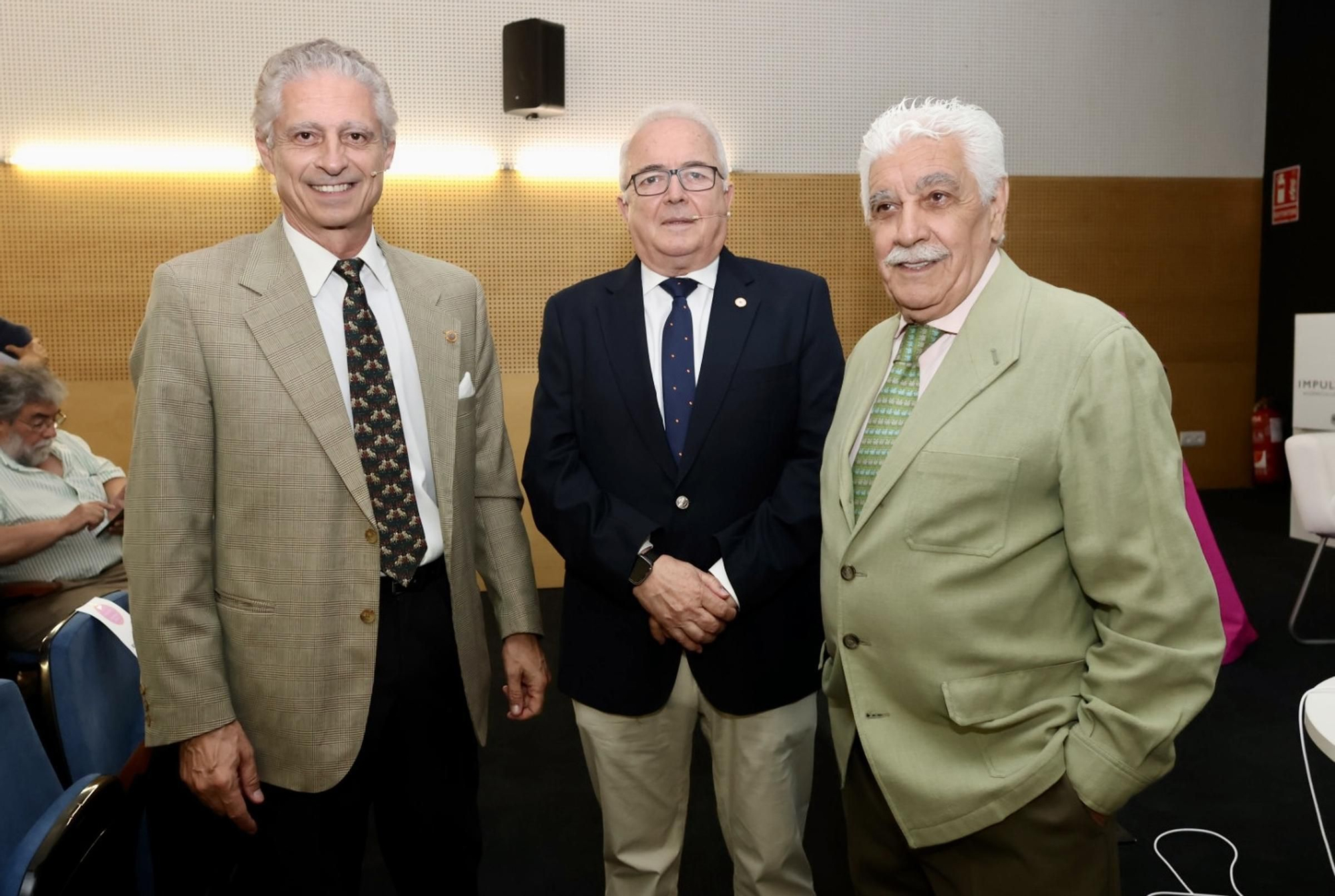 I ciclo de coloquios taurinos en Alicante en el centenario de Paquito Esplá: "Dinastía Bienvenida"