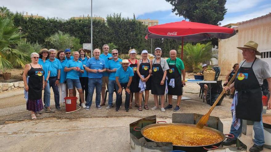 Una imagen del encuentro de voluntarios de Caixabank con refugiados ucranianos.