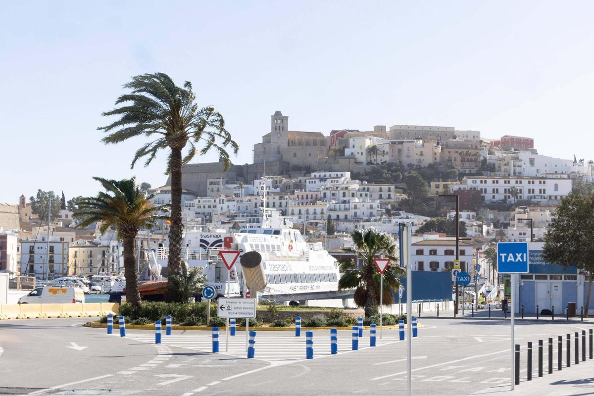 El puerto ha estado cerrado por el temporal.