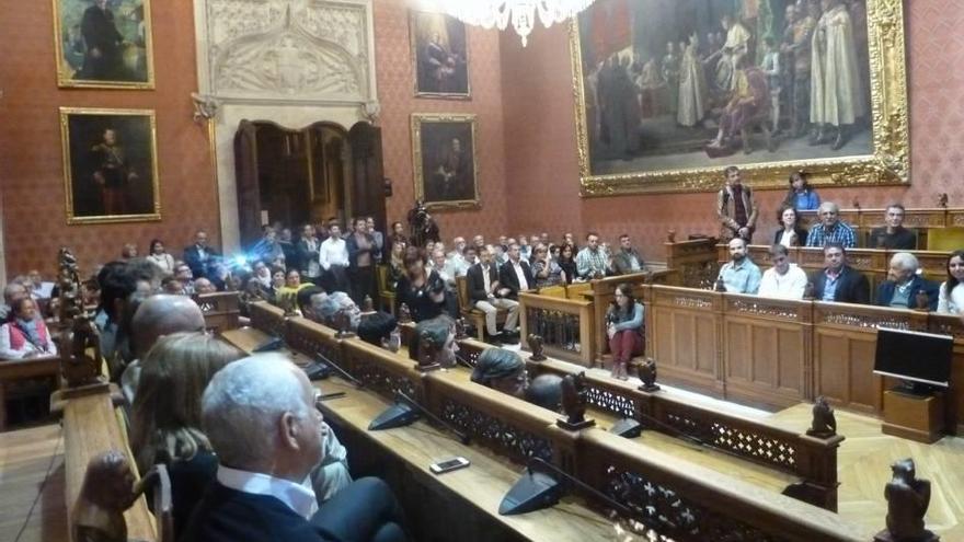 Un momento del acto celebrado ayer en el Consell.