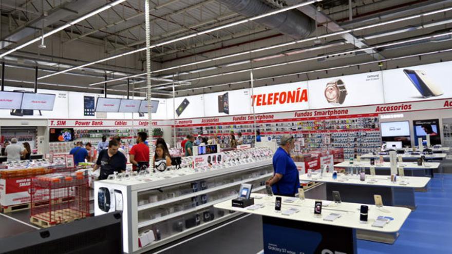 Media Markt Alicante se actualiza y se convierte en la tienda más digital -  Información