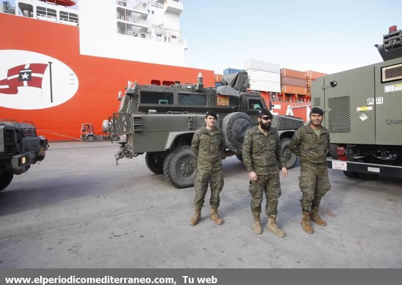 Desembarco vehículos del ejercito Afganistán-Castellón