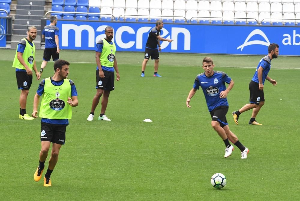 Sesión en Riazor para el duelo con el Levante