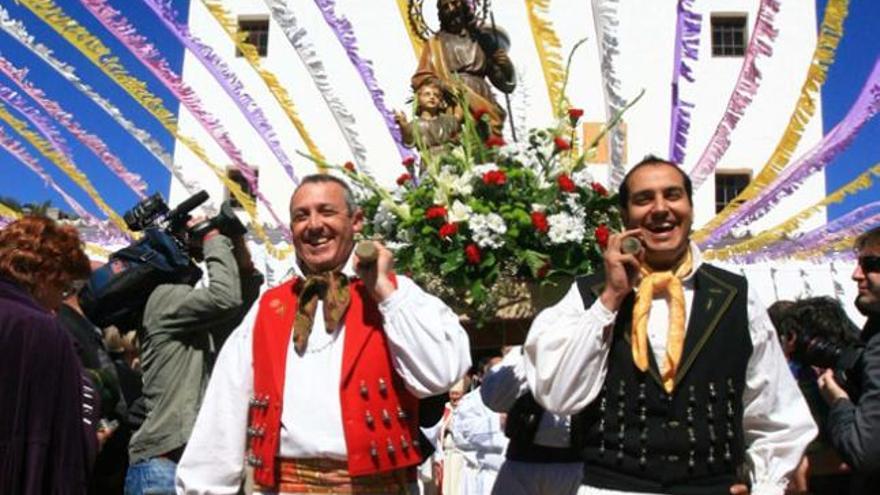 Precampaña festiva en Sant Josep