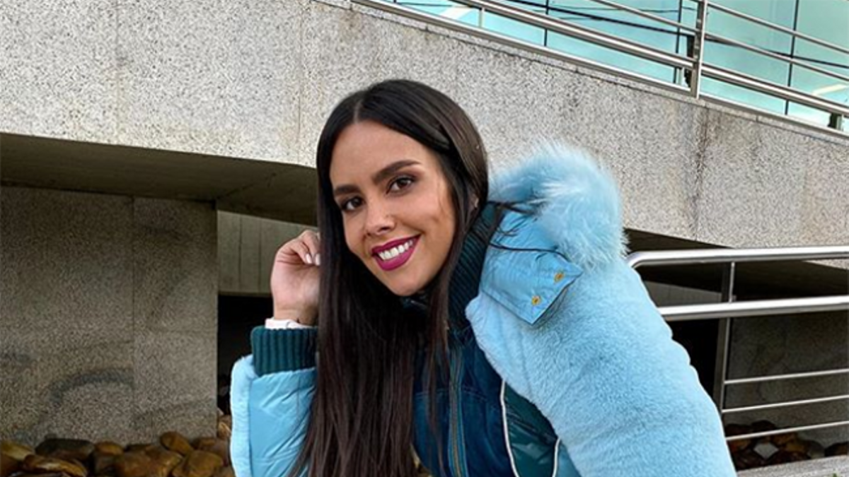 Cristina Pedroche con chaqueta azul peluche