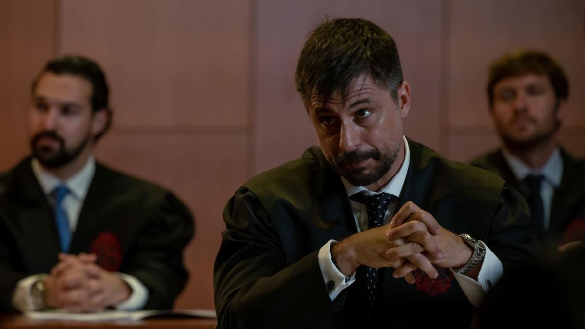 Hugo Silva encarna a un abogado especializado en defender a criminales en Marbella.