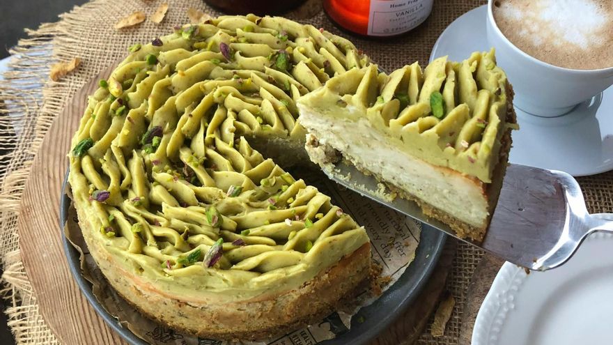 La receta que tienes que probar: tarta de queso y pistacho