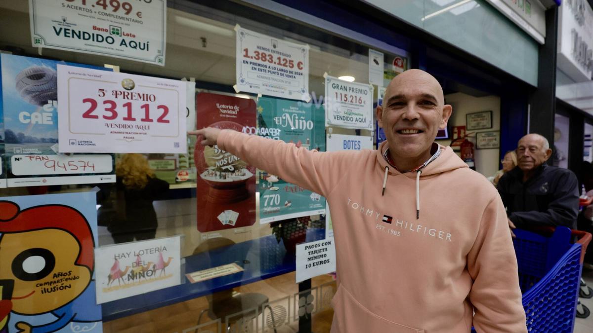 El Carrefour del FAN entrega un quinto premio de la Lotería de Navidad