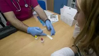 Adiós al médico pegado al ordenador: diseñan un asistente en Elche que redacta informes y ayuda a diagnosticar
