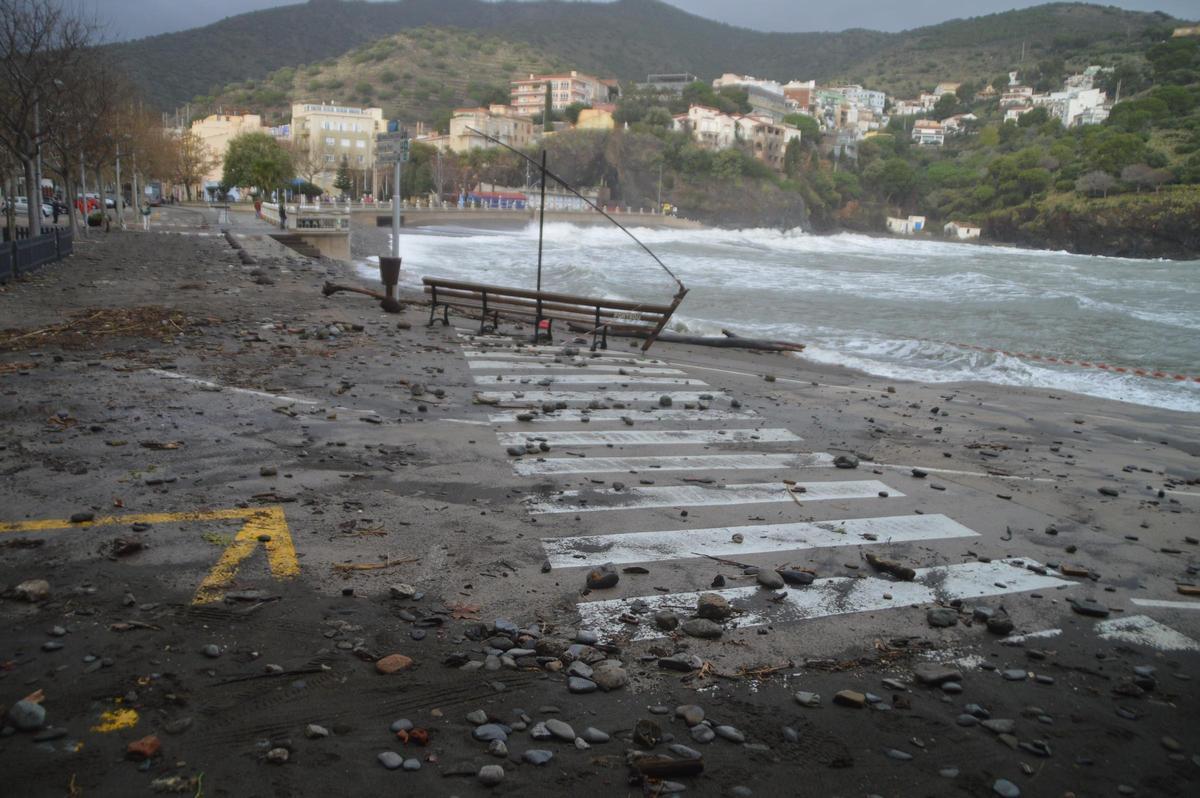 La llevantada de Portbou al Port de la Selva en trenta imatges