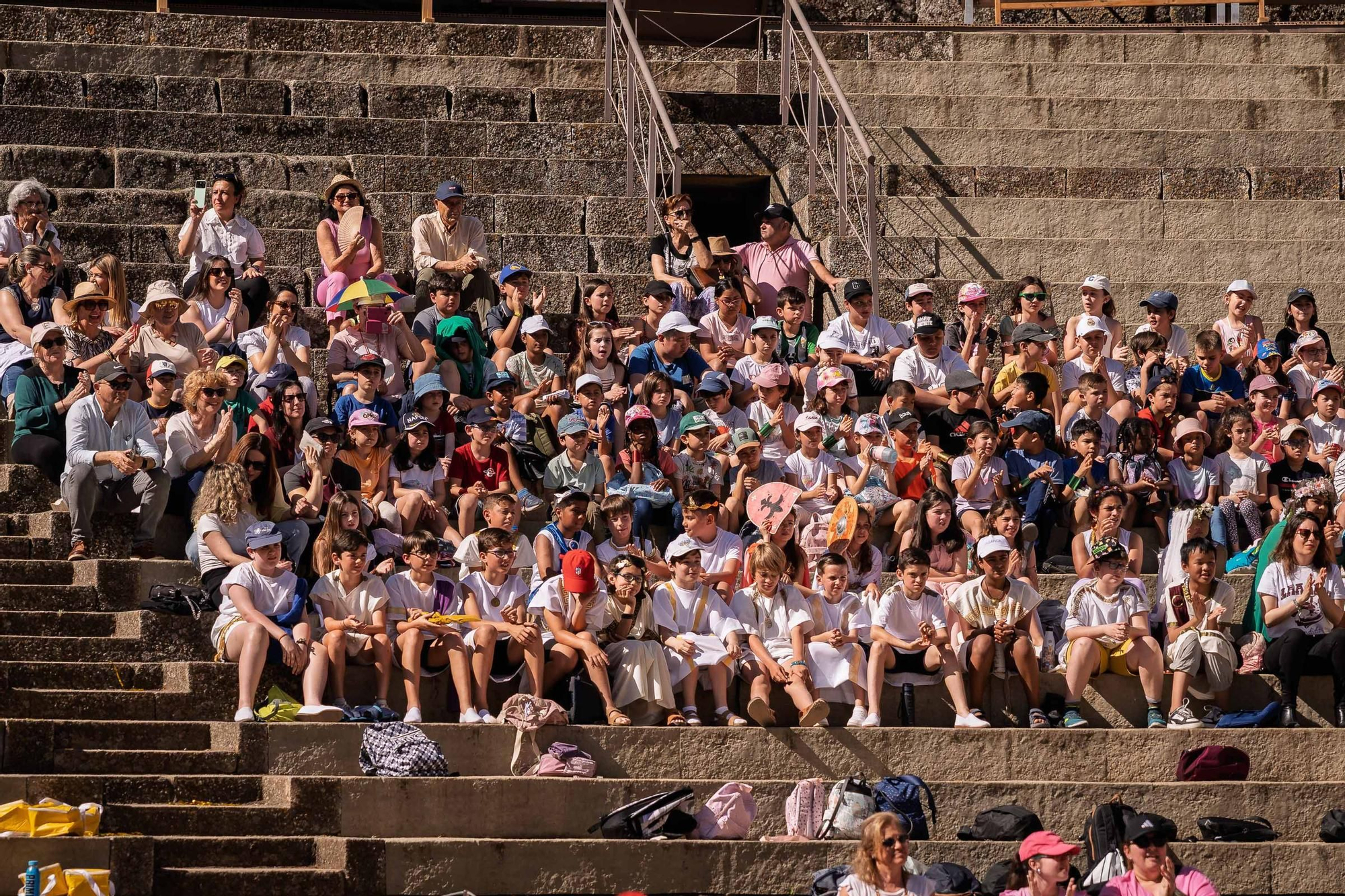 Fotogalería | Los escolares toman el Teatro Romano en Emerita Lvdica