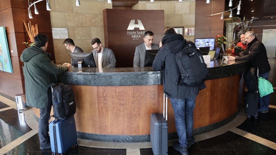 Entra en vigor el registro que obliga a los hoteles a pedir hasta 42 datos al huésped