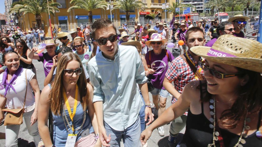 Errejón en la mascletà de Luceros