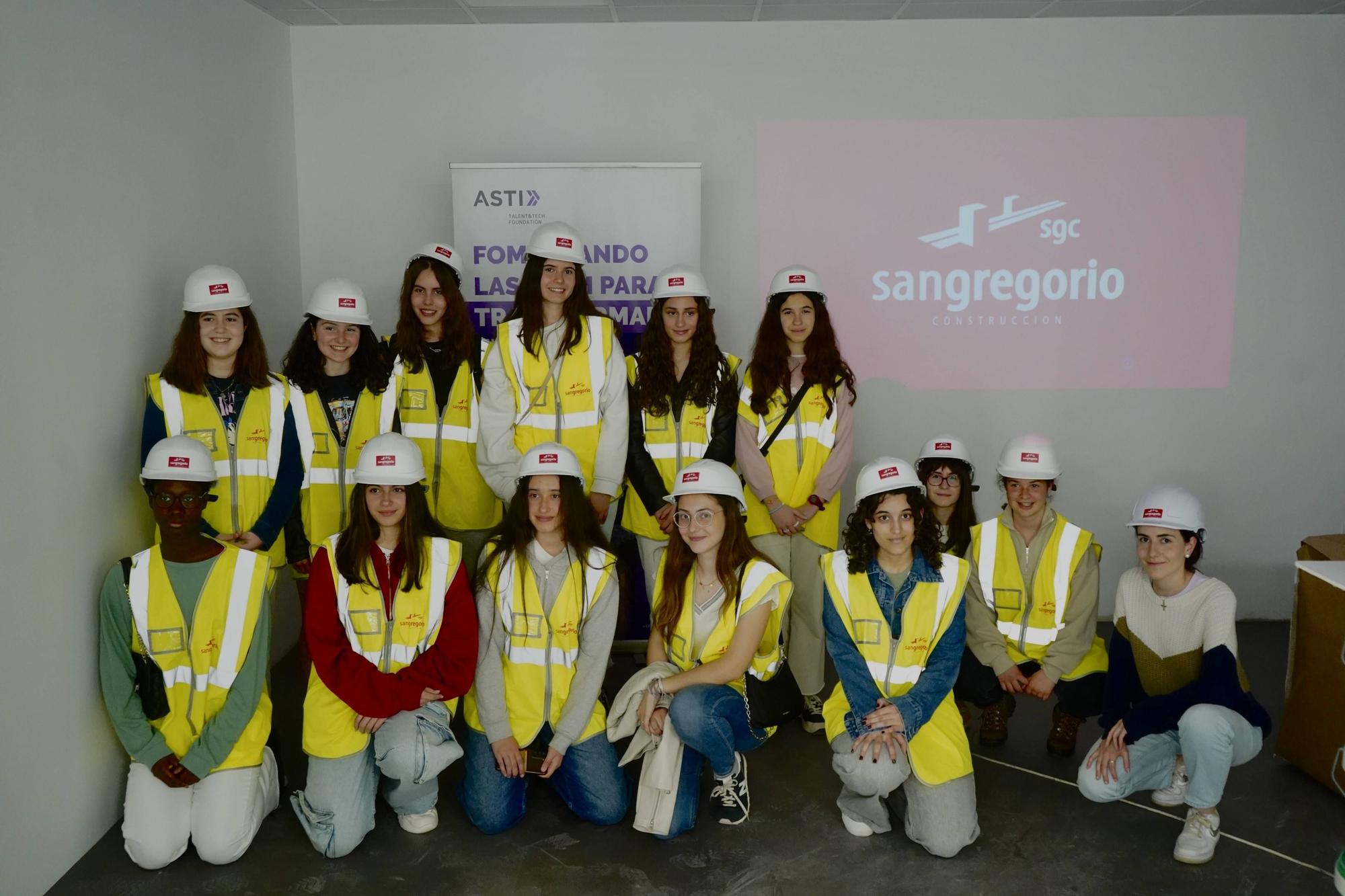 Visita de las alumnas del programa Stem Talent Girl a las obras del Banco de España en Zamora.