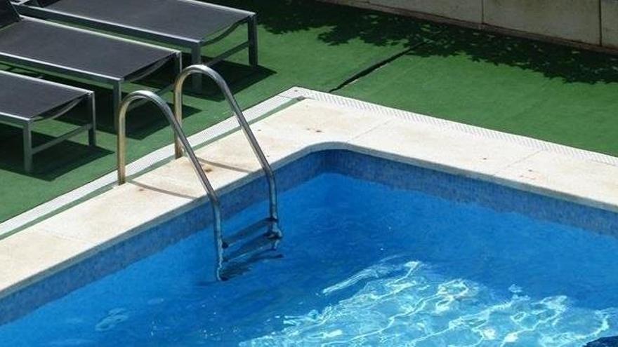 El Gobierno permite abrir piscinas.