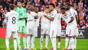 Los jugadores del Madrid siguen transmietiendo las mismas dudas que el año pasado